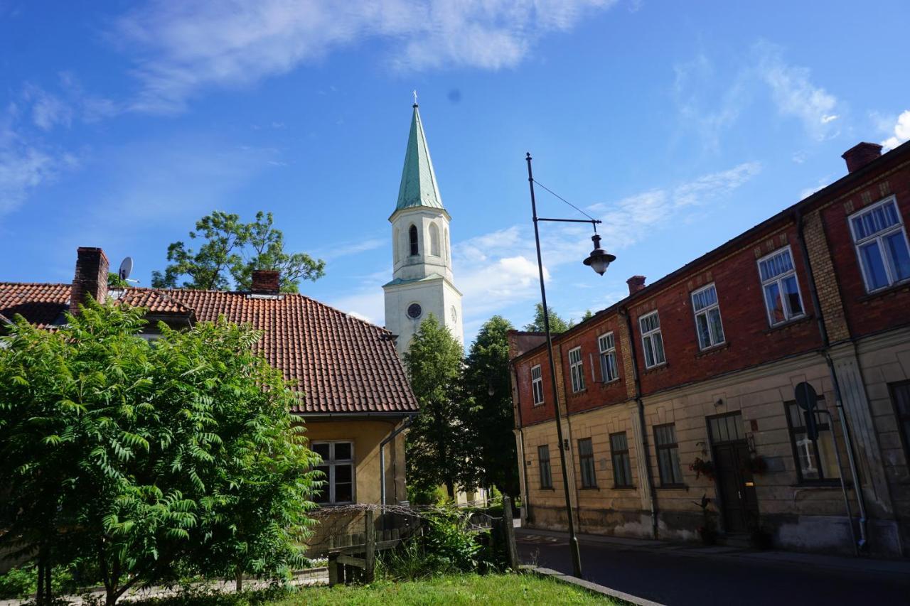 Pilskalnu Hostelis 库尔迪加 外观 照片